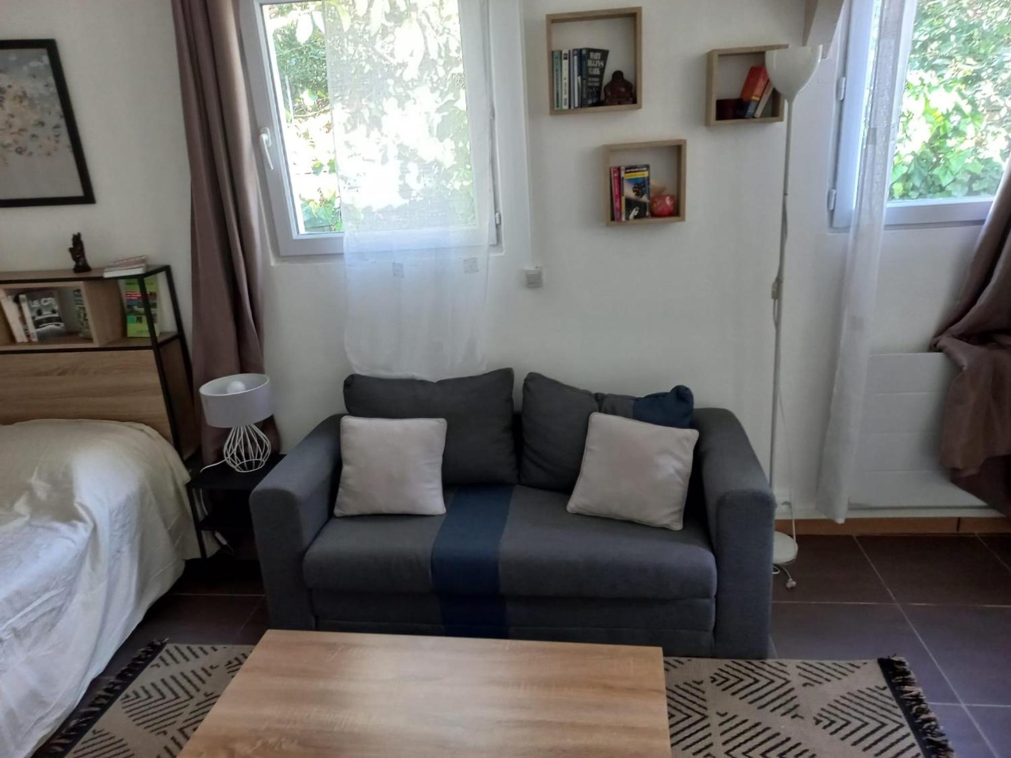 Maisonnette Au Calme Gennevilliers Exterior foto