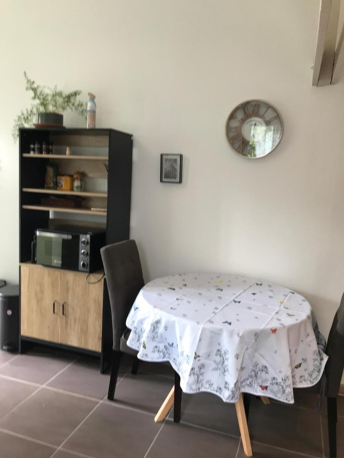 Maisonnette Au Calme Gennevilliers Exterior foto